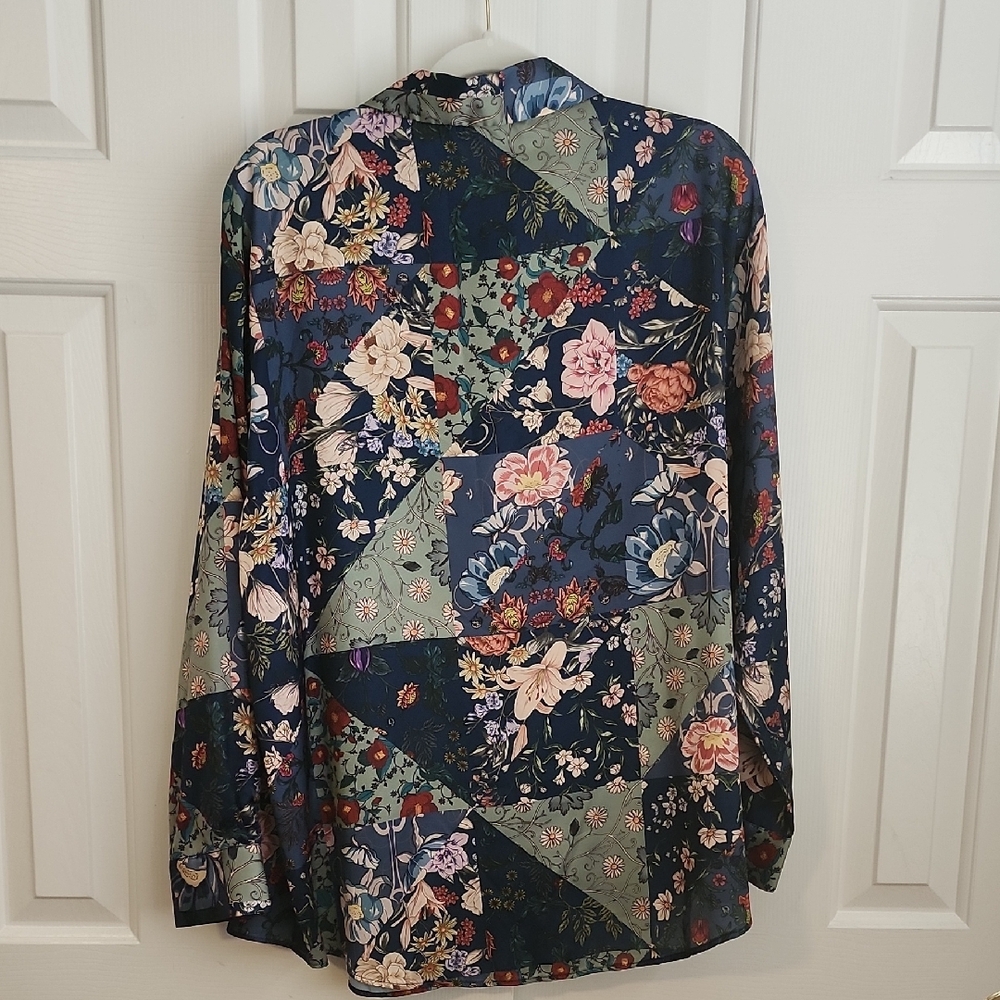 Zara NWT Floral Patchwork Blouse - Blue and Green Size XXL - Picture 4 of 4